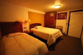  Hotel Cordelius  Пуно